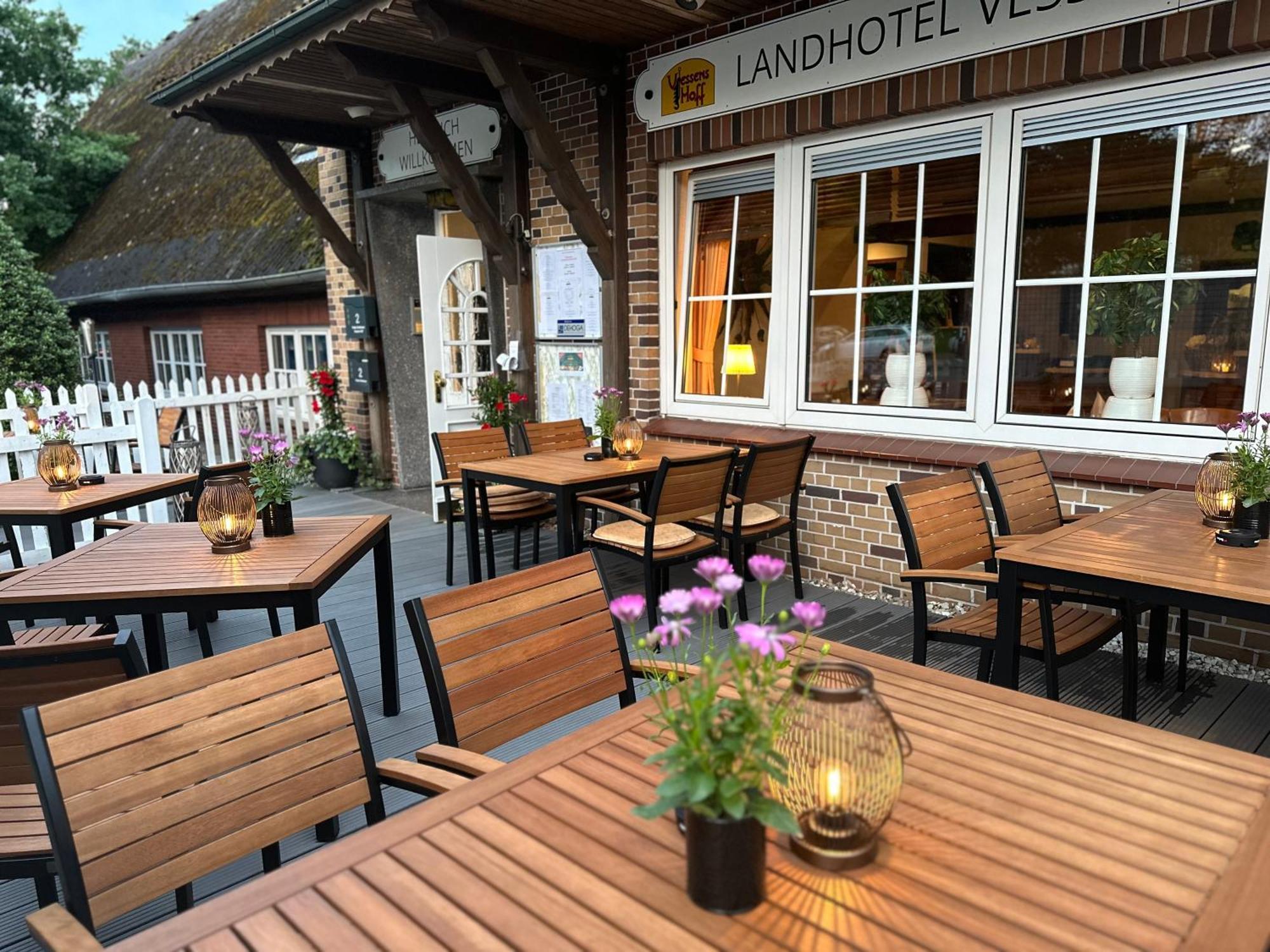 Landhotel Vessens Hoff Buchholz in der Nordheide Eksteriør billede